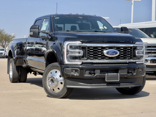 2025 FORD F-450 Platinum Dually (BLACK)