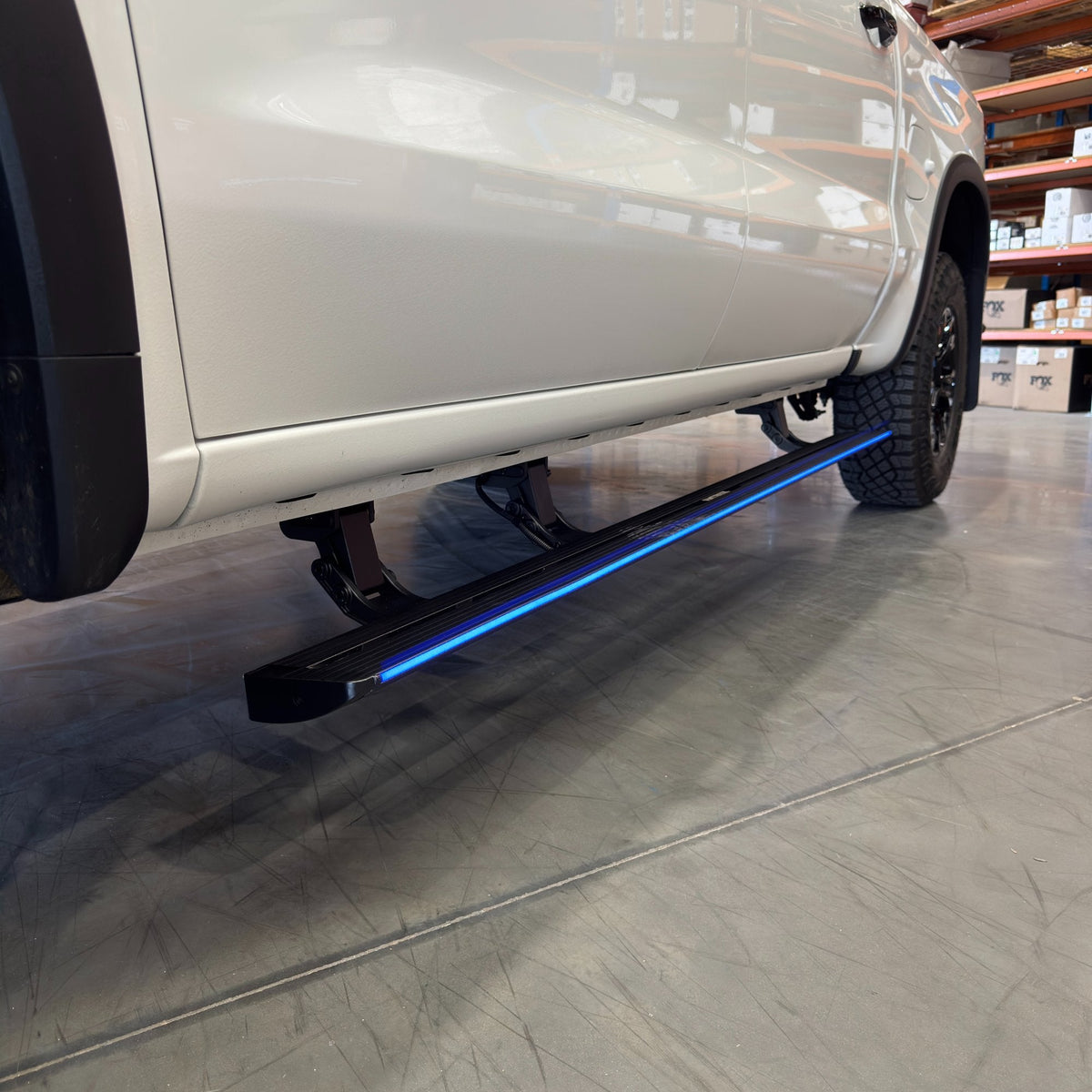 AMTRUX StealthStep Electric Side Steps suits Ford F-150 (21+)