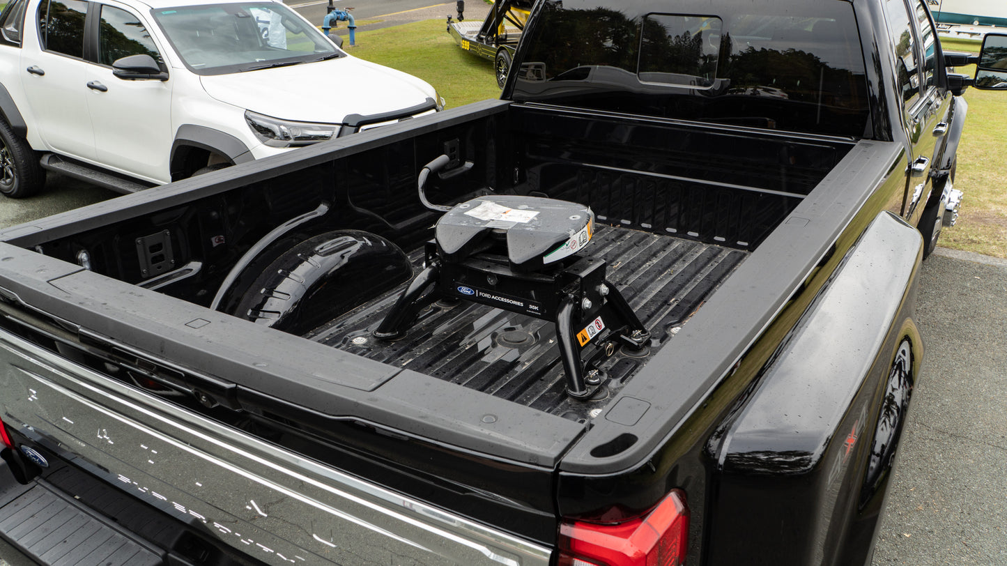 SOLD 2024 FORD F-450 Platinum Dually (BLACK & CARMELO INTERIOR)