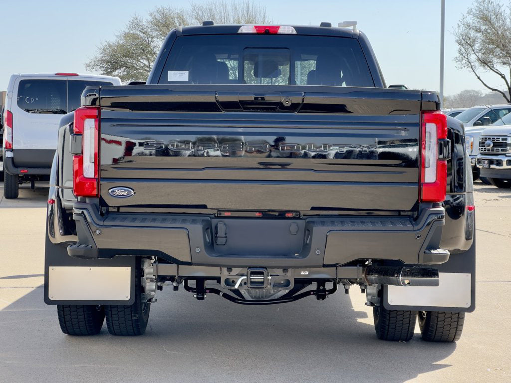 2025 FORD F-450 Platinum Dually (BLACK)
