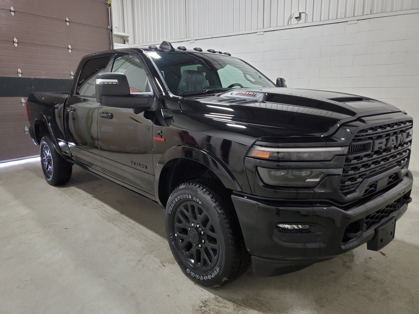 2025 Ram 2500 LIMITED Night Edition - Diamond Black Crystal Pearl