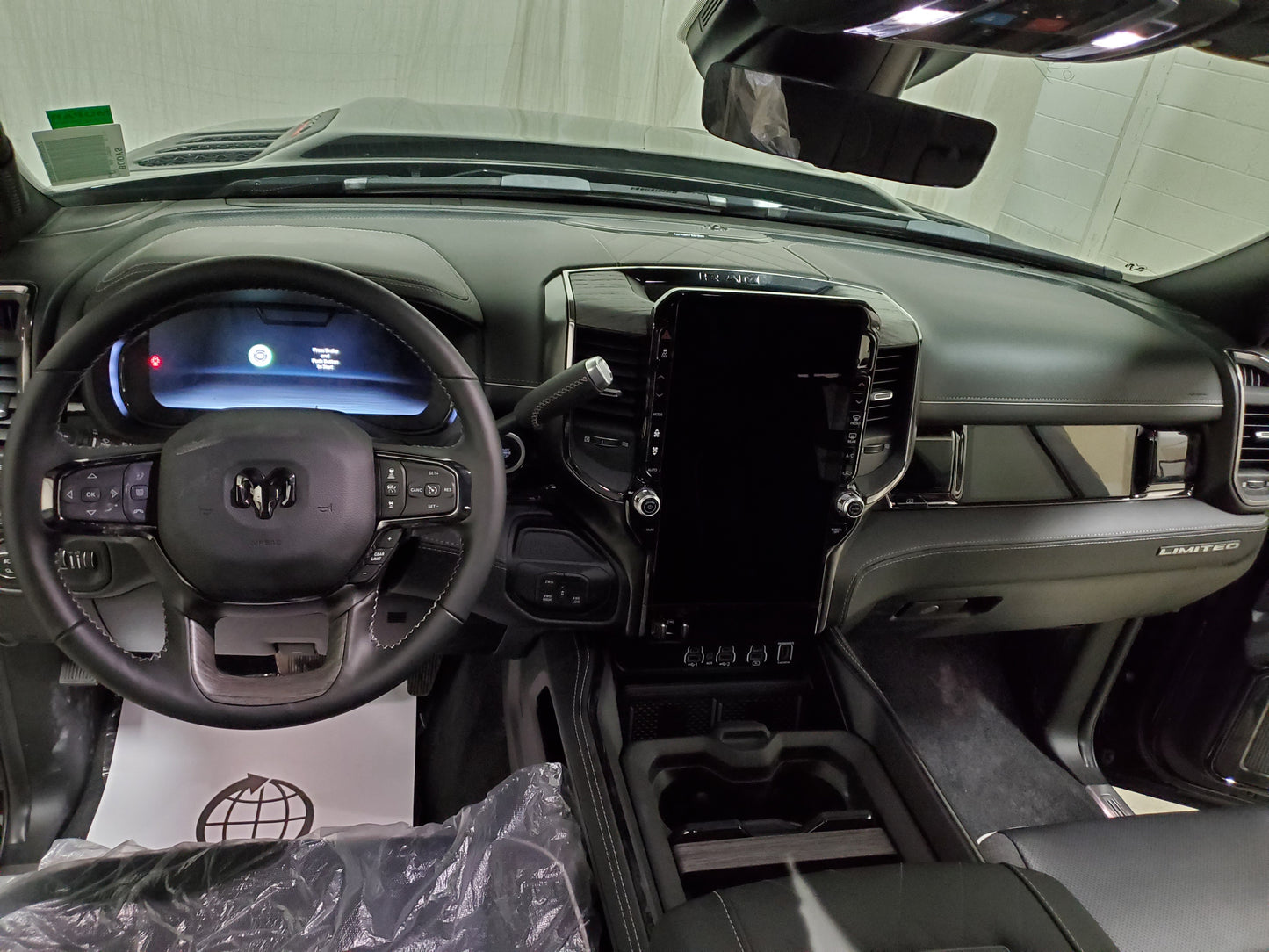 2025 Ram 2500 LIMITED Night Edition - Diamond Black Crystal Pearl