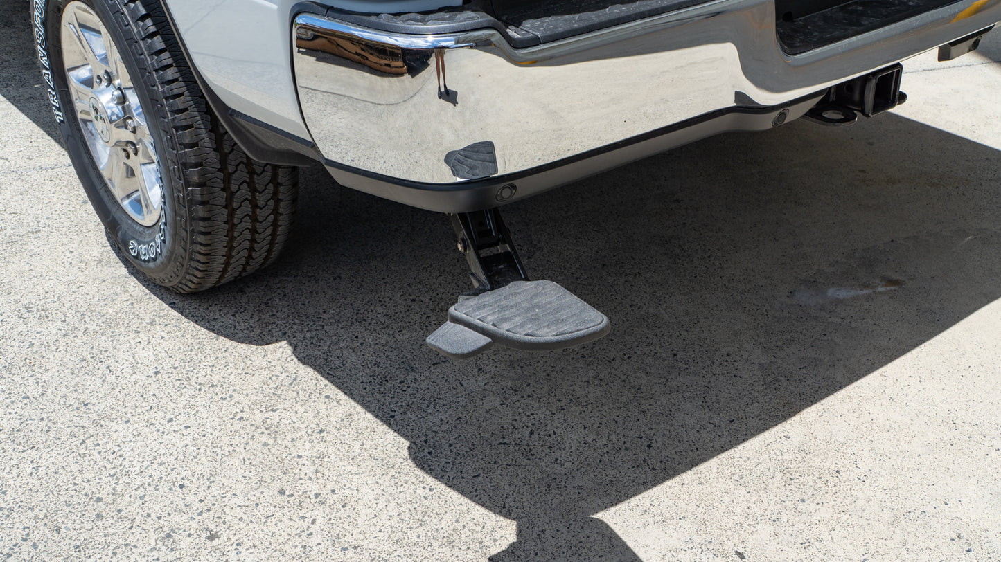 2025 Ram 3500 Big Horn Regular Cab 4x4 with Tub - Bright White