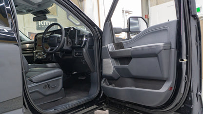 2025 FORD F-550 Lariat