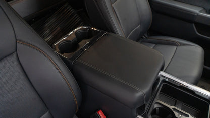 2025 FORD F-550 Lariat