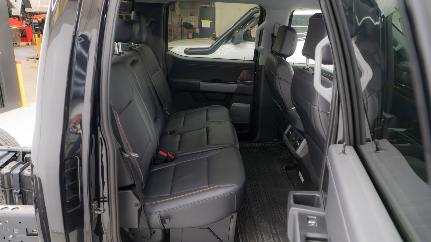 2025 FORD F-550 Lariat