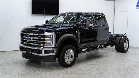 2025 FORD F-550 Lariat