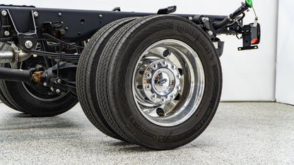 2025 FORD F-550 Lariat