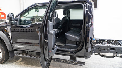 2025 FORD F-550 Lariat