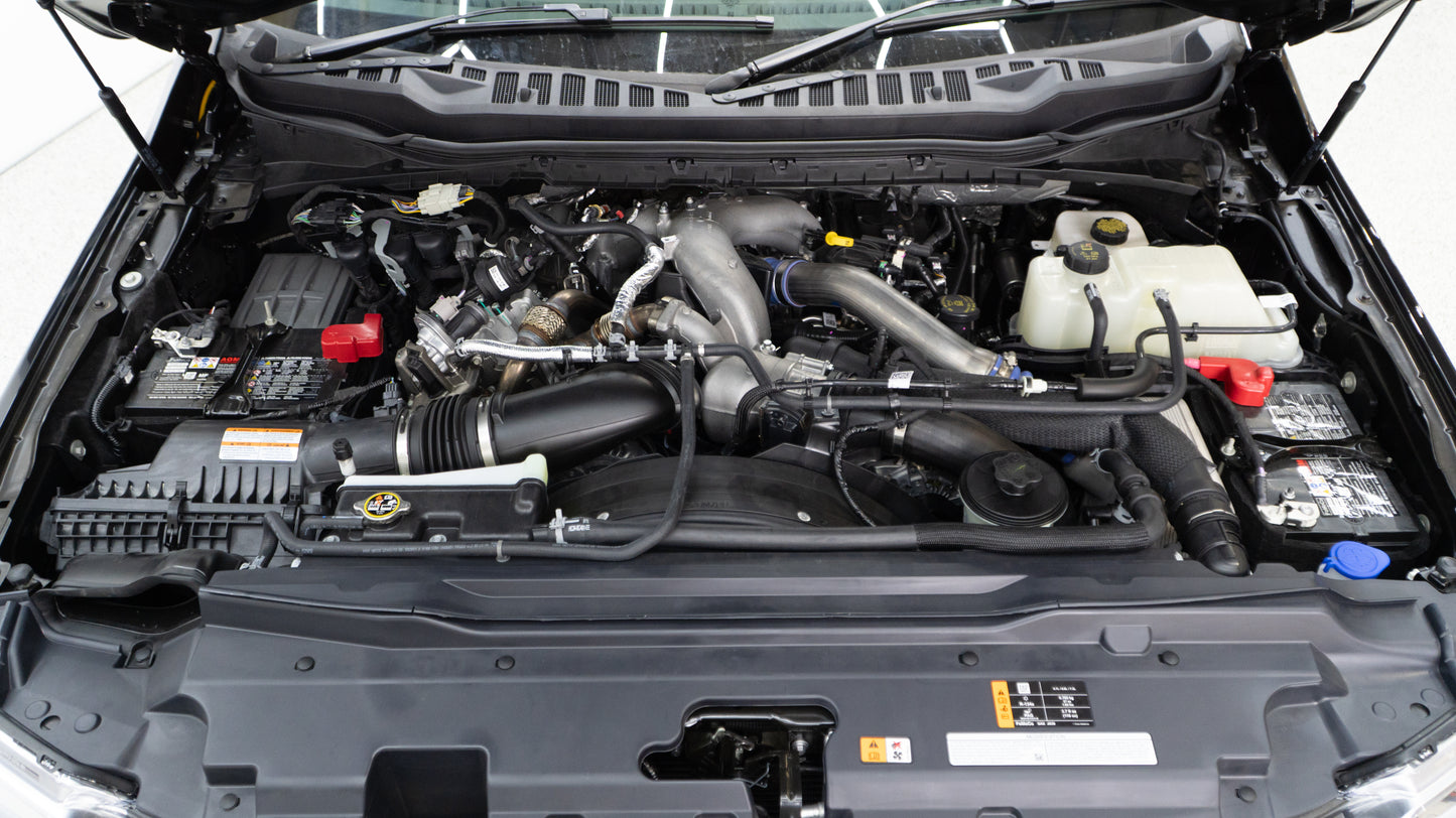 2025 FORD F-550 Lariat