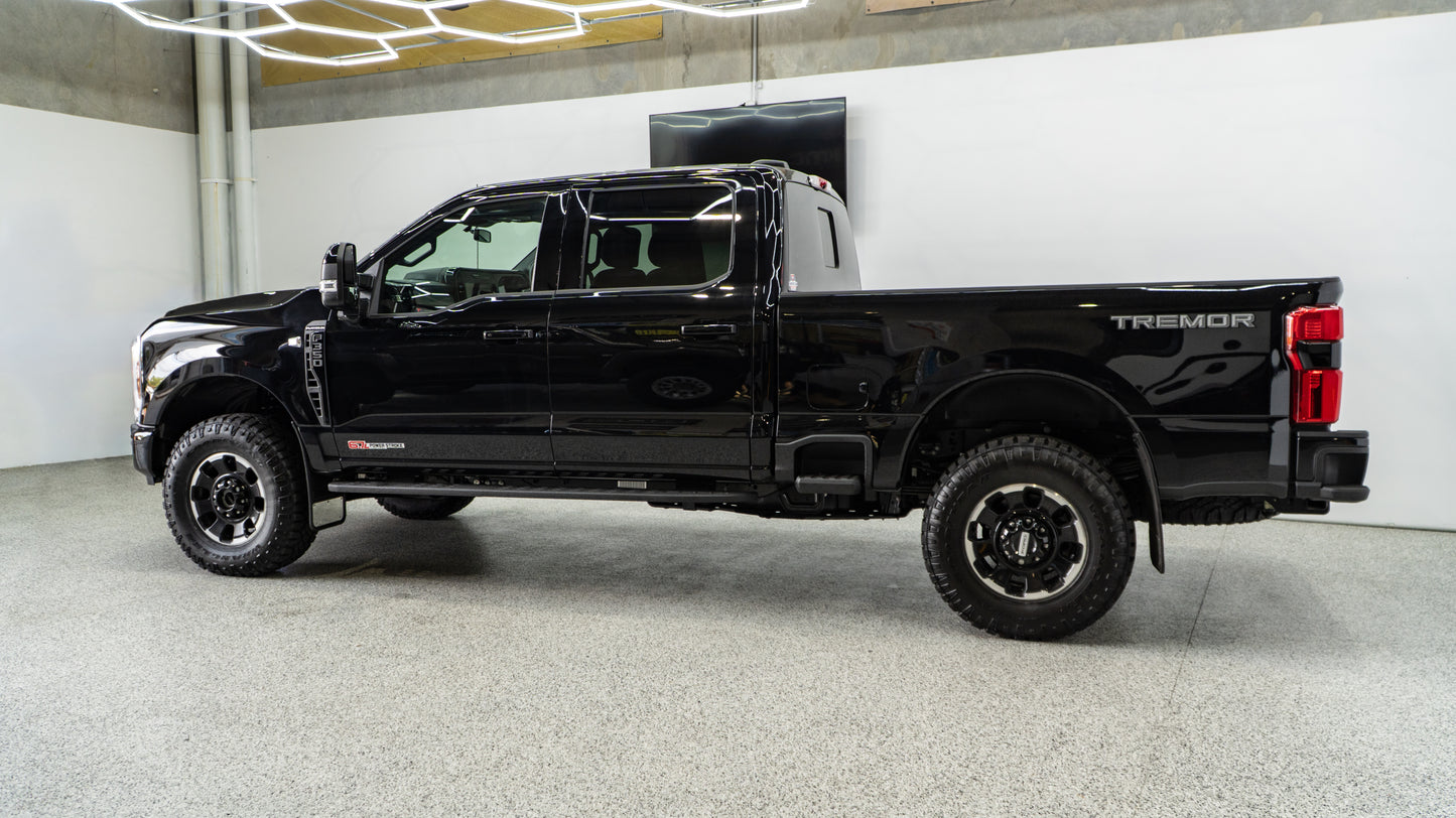 2025 FORD F 350 Platinum - TREMOR Pack Agate Black Metallic