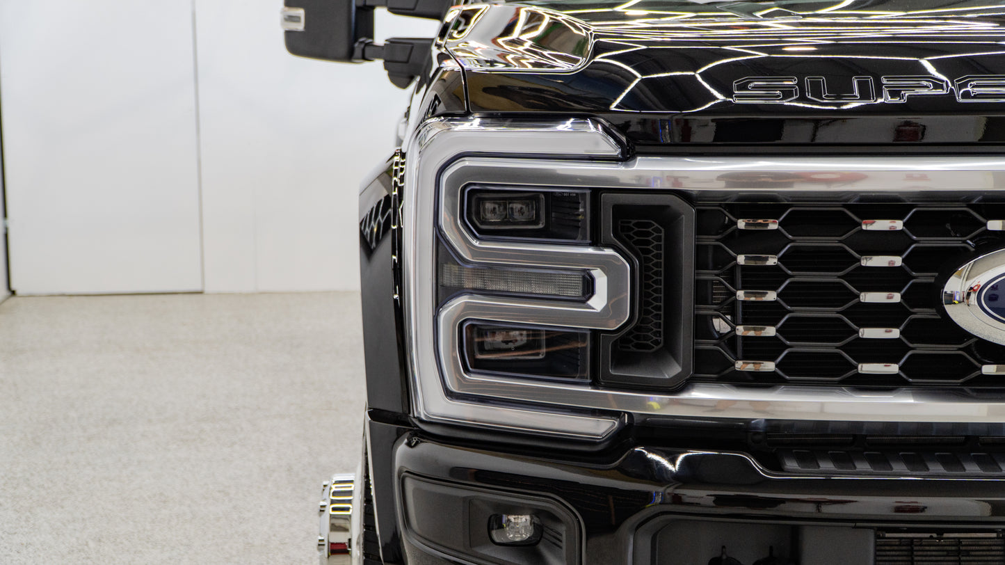 2025 FORD F-450 Platinum Dually (BLACK)